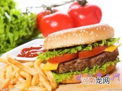 儿童常吃汉堡会变笨 还有哪些食物有害无益？