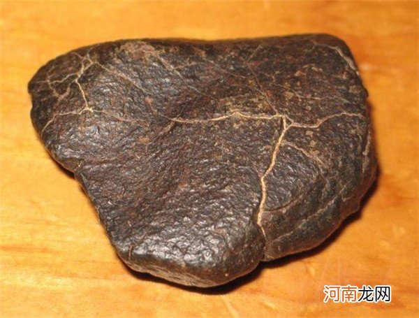 天降陨石掀起中国“陨石收藏热”