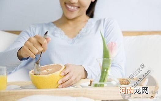 产后应该吃什么？骨头汤能促进乳汁分泌？