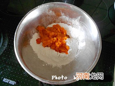 附图 1-3岁宝宝食谱——美味南瓜饼的做法步骤