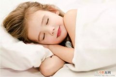 孩子睡觉坐起来是梦游吗 孩子睡觉突然坐起来的4个原因