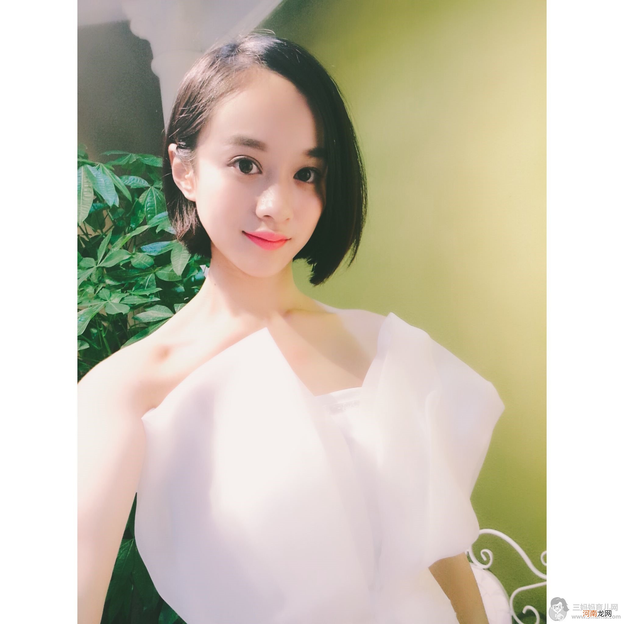 陆妍淇吴秀波怎么认识的到底什么关系 陆妍淇多大了演过的电视剧