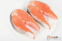 紫菜三文鱼粥 红烧三文鱼做法简答营养丰富孕期必备