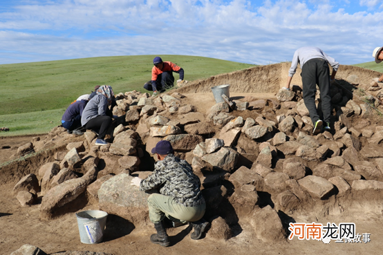 冷门职业者自述：考古就是“掘墓”、一辈子寻不到矿、在海上漂了一年