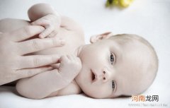 婴儿乳痂怎么去除