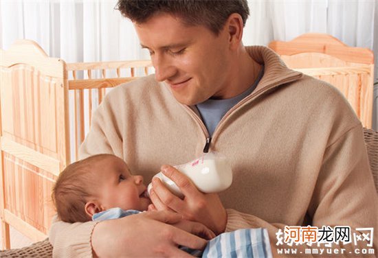 宝宝断奶不吸奶嘴咋整 家长注意宝宝断奶后的饮食安排