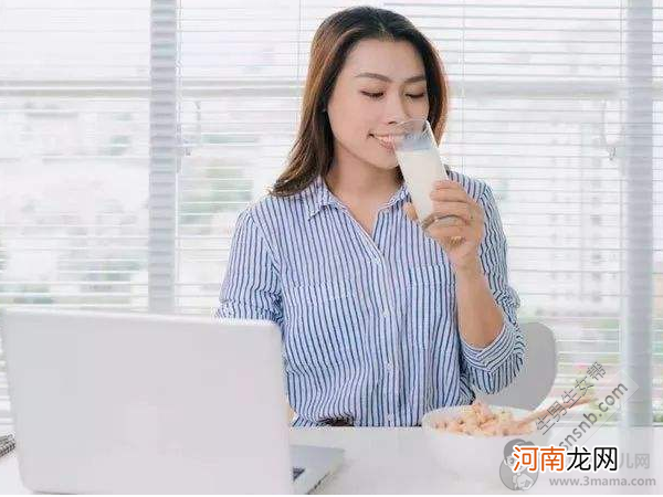 产后妊娠斑黄褐斑怎么办？驼奶还有美容祛斑的功效呢