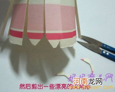 幼儿园手工制作——灯笼的折法