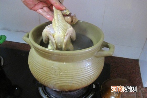 清补凉乳鸽汤的做法 三步轻松搞定so easy！