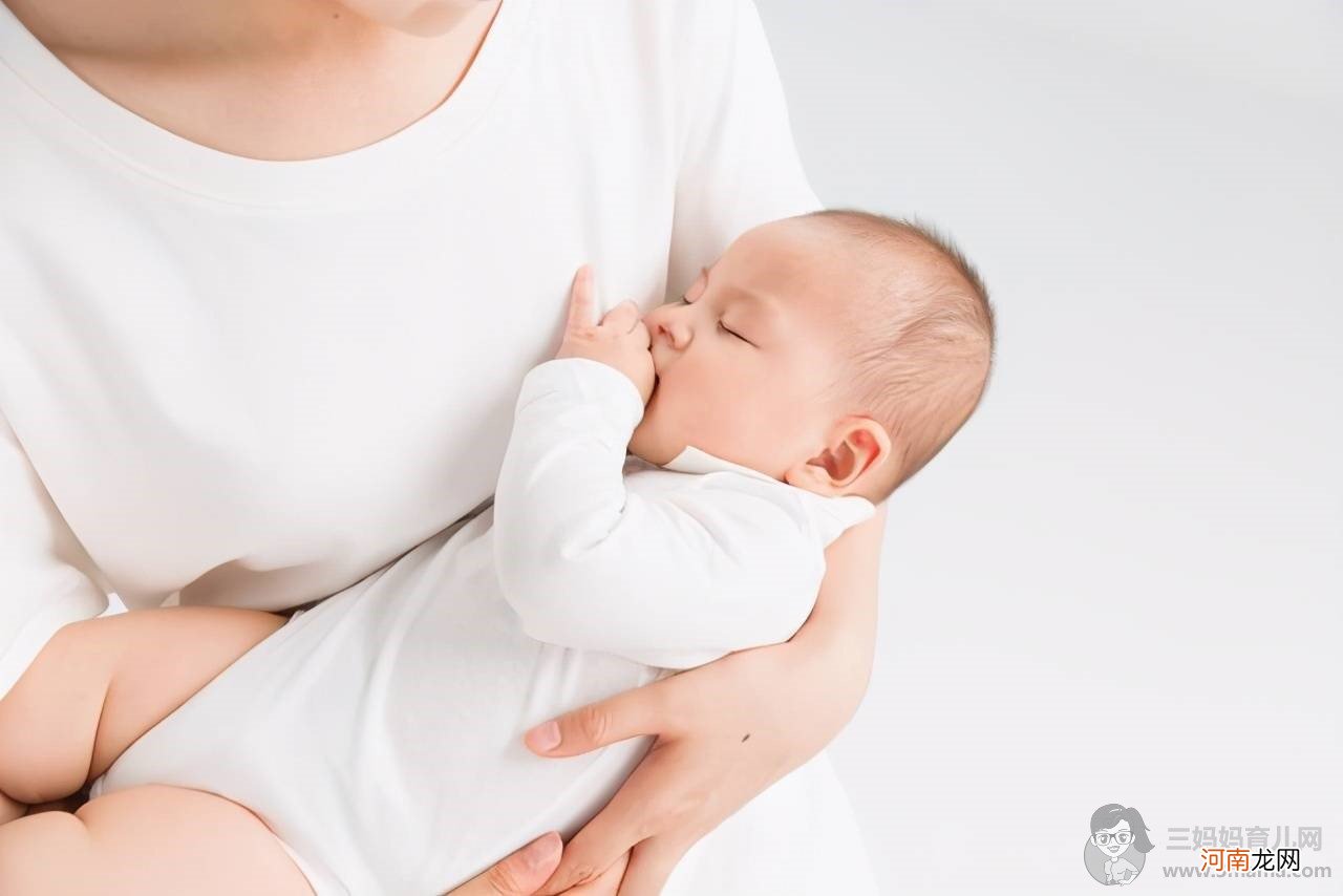 宝宝总爱摸妈妈的乳房？不是耍流氓而是这些需求,家长别错怪孩子