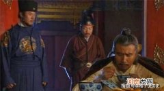 朱元璋吃完老婆婆的“豆腐汤”后，连连称赞，离开后却下令杀了她