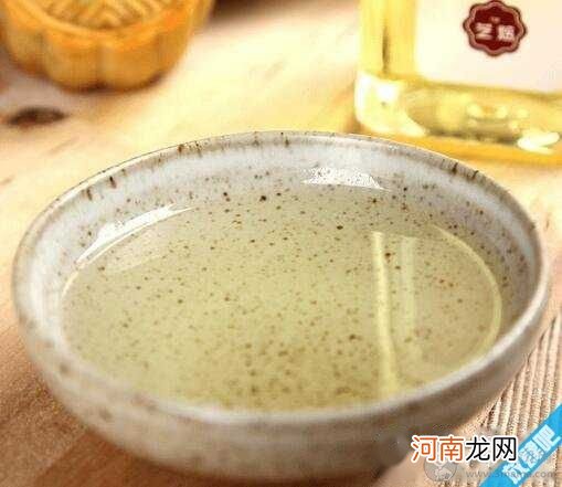 凉拌油 色拉油是什么油?色拉油跟食用油一样吗?