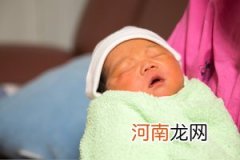 母乳越白越有营养吗