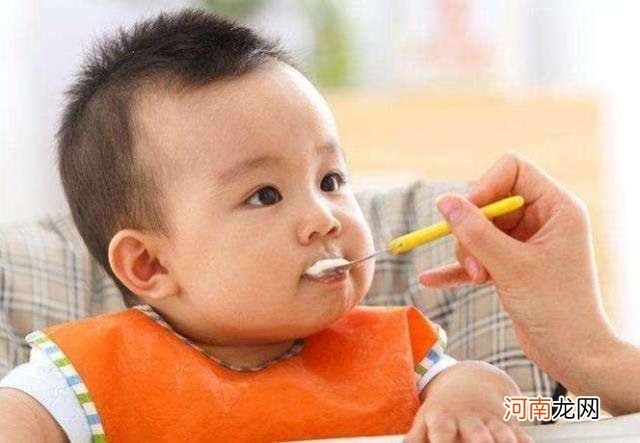 宝宝吃米糊后先加肉还是先加菜，很多妈妈搞反，会影响孩子的智商