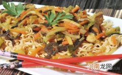 促排卵食谱 鸡丝凉面的做法