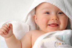 一岁的宝宝吃几段的奶粉 你给宝宝奶粉选对了吗