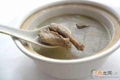 孕妇绿豆煲老鸽的做法 不可不学的排毒老鸽汤