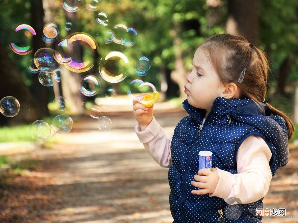 幼童时期如果有这3种能力，长大后很可能当领导哦！