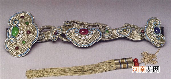 专家见利忘义，伪专家横行，难辨谁是伪专家