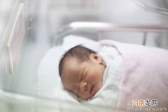 如何护理照顾患肺炎的新生宝宝