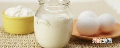 牛奶粉和羊奶粉的区别是什么 牛奶粉和羊奶粉的有哪些不同