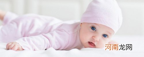 1个月的宝宝该怎么睡 该怎么哄1个月的宝宝