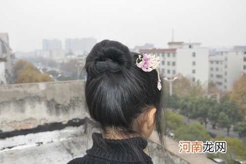 女士发簪盘头发造型大全 优雅端庄的女性盘发图片