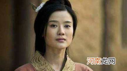 为什么吕后把戚夫人做成人彘后，要让自己的儿子汉惠帝刘盈去看？