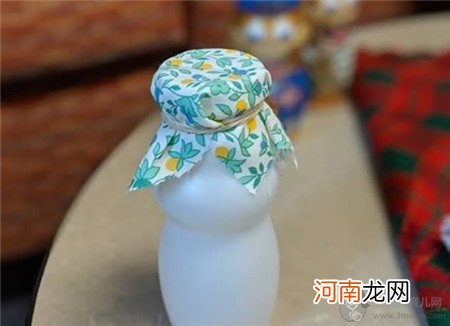 环保塑料瓶雪人娃娃制作方法