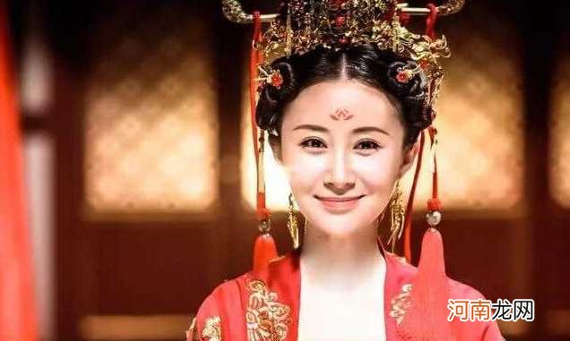 中国历史上，女子为何在十三四岁，还没发育好，就得嫁为人妇？
