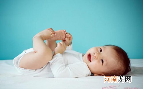 婴儿过度喂养的症状 妈妈们要注意了！