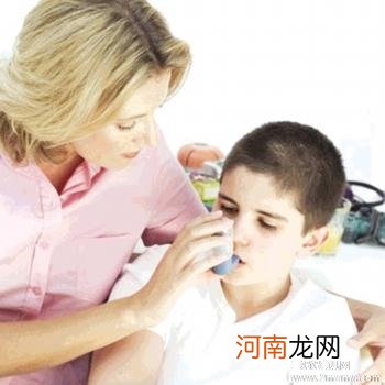 小儿哮喘治疗过程中有可能引发的并发症是什么