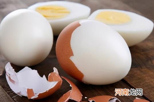 水煮鸡蛋减肥法如何吃？三个女人瘦身期间注意事项