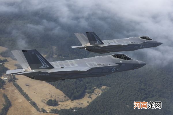 澳空军规划未来20年发展方向 重点研发无人战机与F-35协同