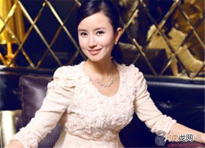 伏玟晓为什么离婚 伏玟晓7天闪婚闪离不为人知一幕曝光