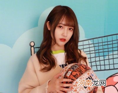 脸大？没关系 这些时尚瘦脸发型助你打造小脸视觉