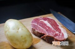 宝宝睡觉爱磨牙 ，是什么原因？