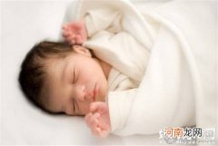 宝宝睡觉开空调穿什么的正确答案！80%的妈妈都做错了！