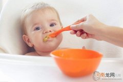 婴儿油菜泥的做法 再不给宝宝吃油菜又得等到下一年了