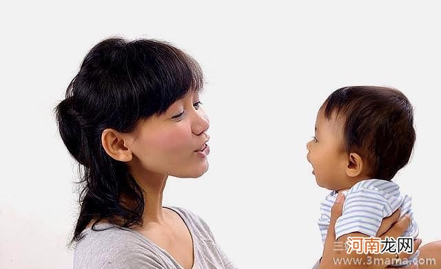 父母应为婴儿创造丰富的语言环境