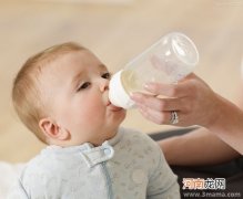 宝宝奶粉过敏有哪些症状？如何选对奶粉