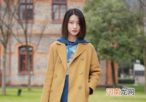 头大脸大女生适合什么发型 2022年女生短直发了解下 解决烦恼