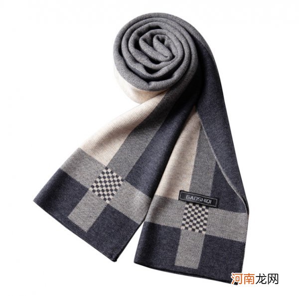 不同规格的织法略有不同 男士围巾一般多长
