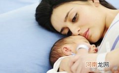 夏季闷热 产妇需谨防“产后风”