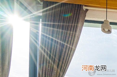 你在厨房忙，孩子却要你陪玩，快使出这几招杀手锏！