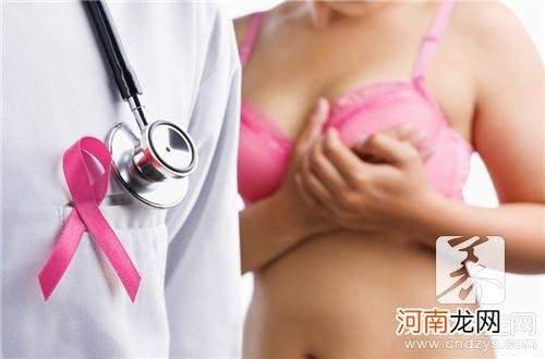 乳房胀痛能挤出黄水
