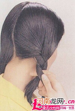 刘海发型+可爱小发夹 发型创新又俏丽
