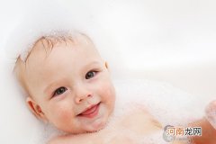 宝宝洗澡水温多少合适 超过这个温度宝宝就遭殃啦