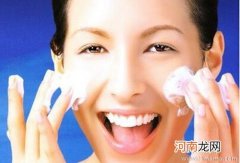 洗脸过度也会造成敏感性皮肤