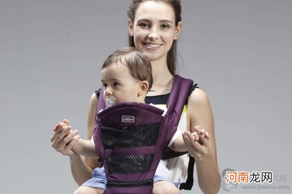 婴儿背带多大可以使用 婴儿背带的注意事项请了解